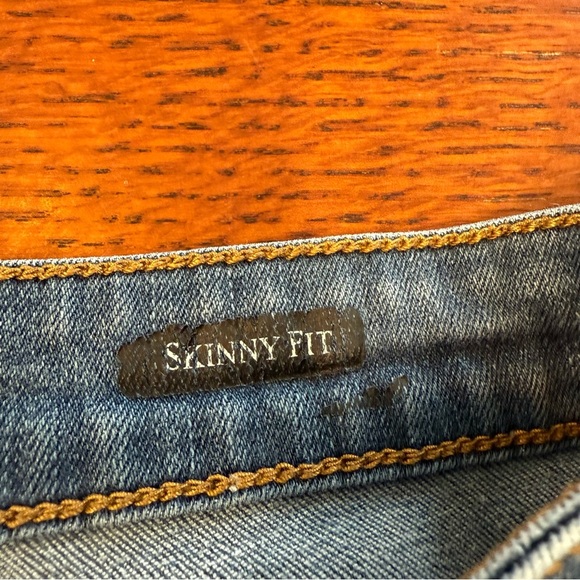 Judy Blue 9/29 Skinny Jeans Blue Distressed red plaid under holes - Picture 3 of 9